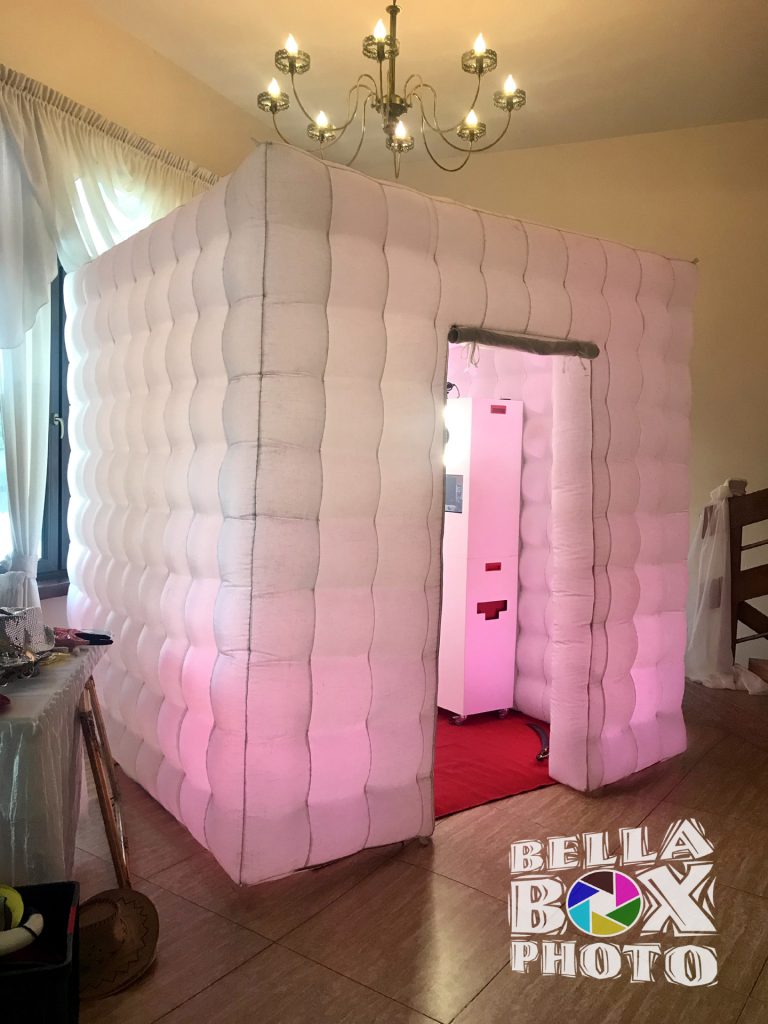 Sala weselna Ostrówce Fotobudka i dmuchana kabina